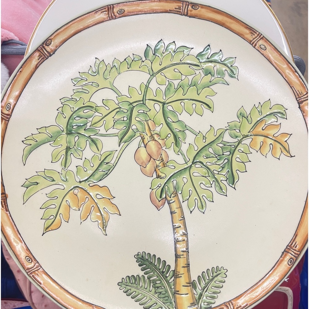 Andrea Sadek Tropical Tree Siddhia Hutchinson Plate nice condition